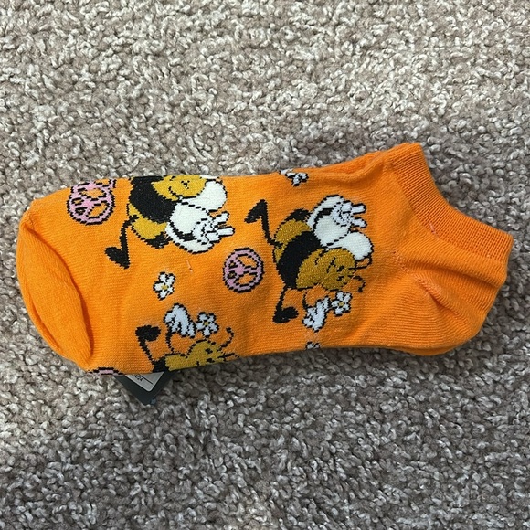 Hello Socks! - Picture 4 of 4